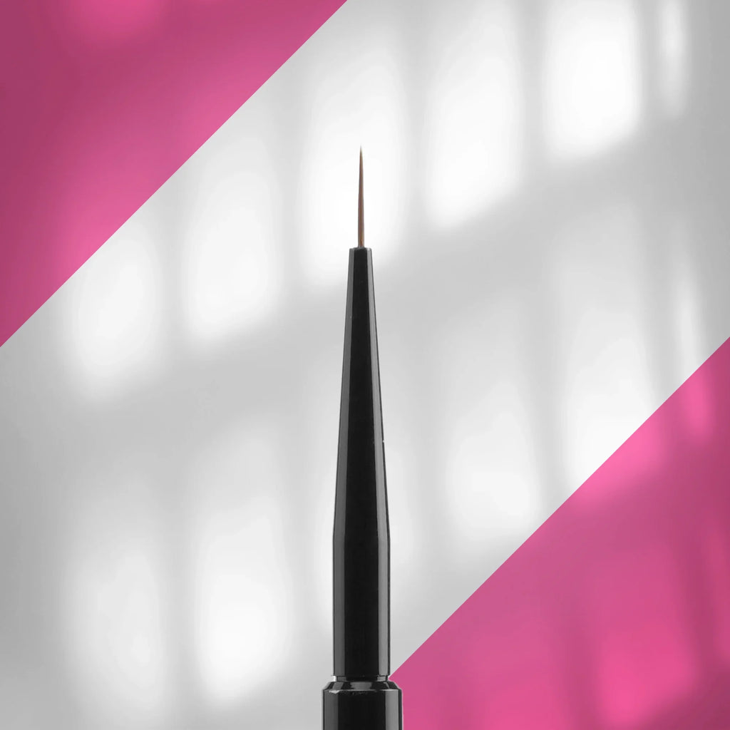Pincel delineador EXPERT Ancho 1 mm/ Largo 7 mm NBE-01 - STALEKS