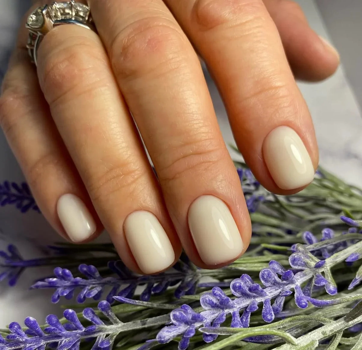 Luxio - Linen Gel Polish, 15ml