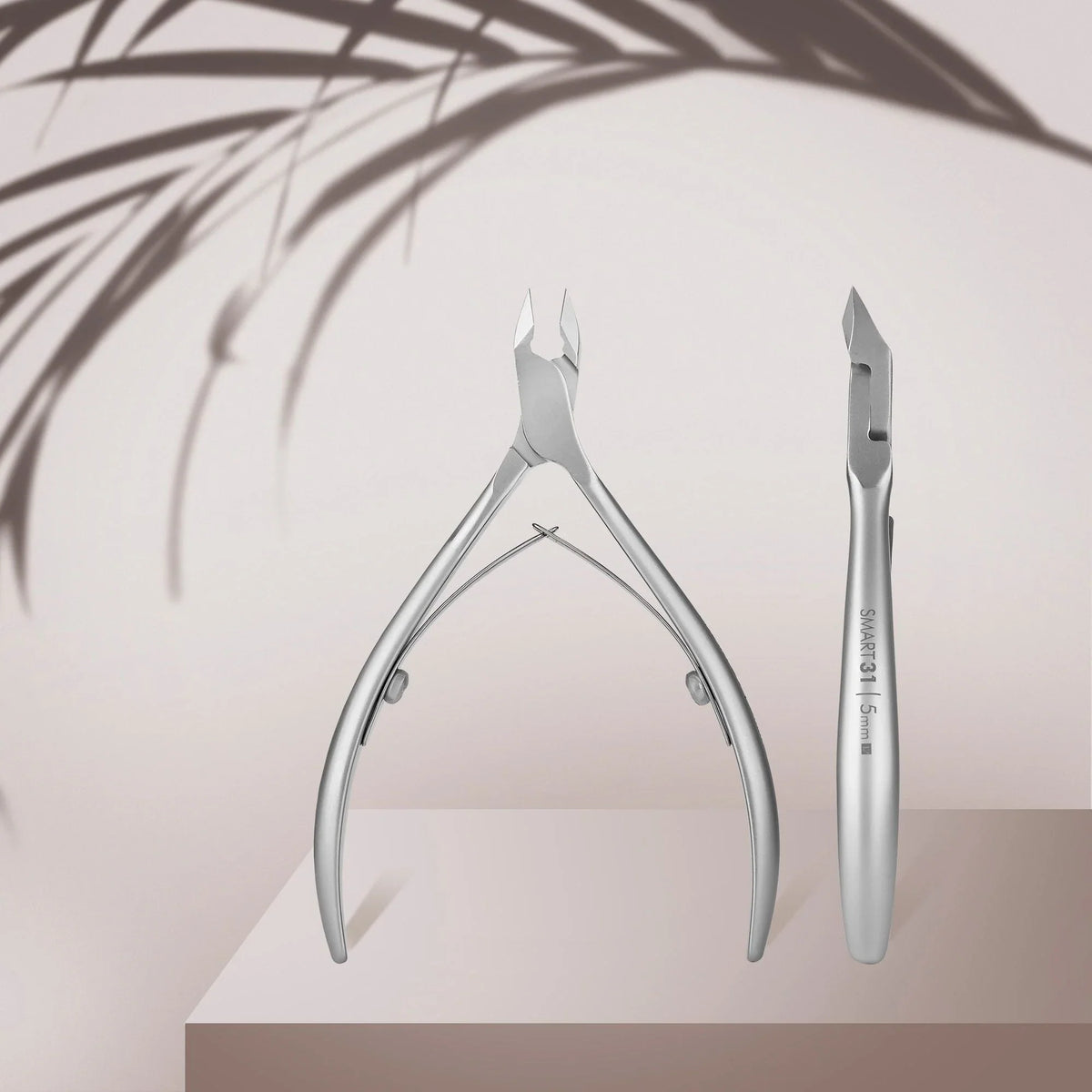 Alicates profesionales para cutículas STALEKS Pro Smart 31 de 5 mm Ns-31-5