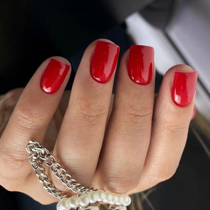 ESMALTE SEMIPERMANENTE ULTRA RED 12ml - DNKa™